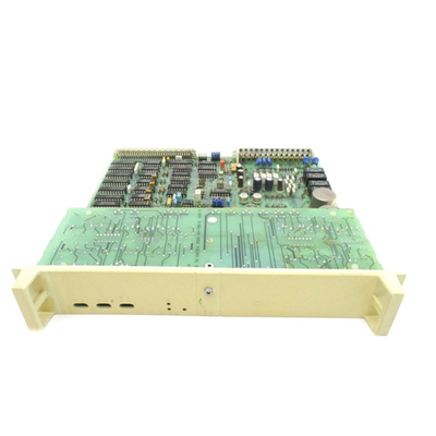 Pièces de rechange YM110001-SD de PLC de conseil de traitement des signaux de PFVK104 ABB