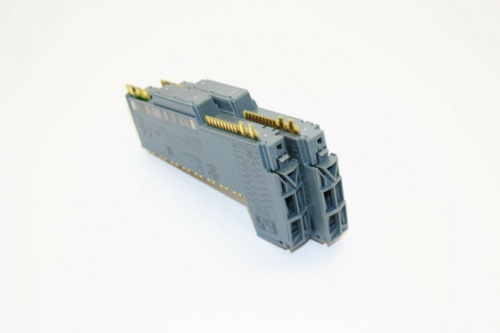 Sorties numériques du module 16 du SYSTÈME entrée-sortie de PLC de X20DOF322 B&amp;R X20 24 volts continu pour des connexions de 1 fil