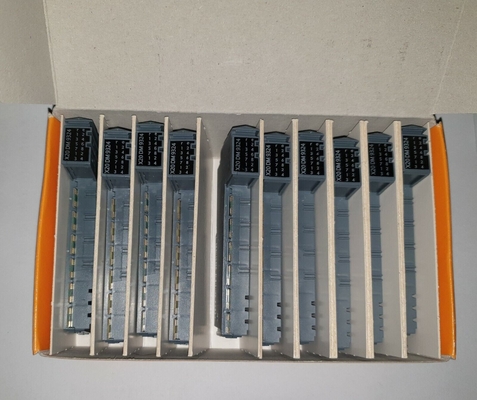 Module mélangé de Digital de SYSTÈME de PLC X20 d'automation de X20DM9324 B&amp;R avec 8 entrées et 4 sorties
