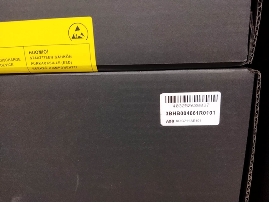 L'alimentation électrique de l'unité ABB KUC711AE101 3BHB004661R0101