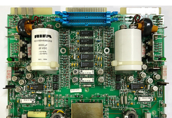 ABB SNAT631PAC 61049410B carte de conduite de contrôleur d'automatisation programmable haute performance