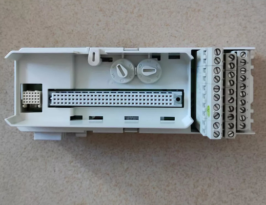 ABB TU810V1 3BSE013230R1 Compact MTU Unité de terminaison de module compact
