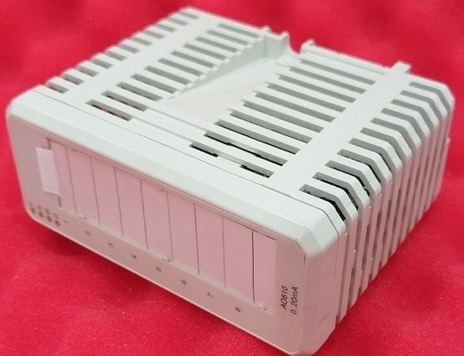 ABB AO810 3BSE008522R1 Module de sortie analogique DCS Parts Système de commande PLC