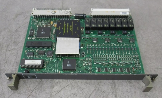 ABB 83SR04F-E GJR2390200R1210 Module de commande par relais Module binaire de commande par relais
