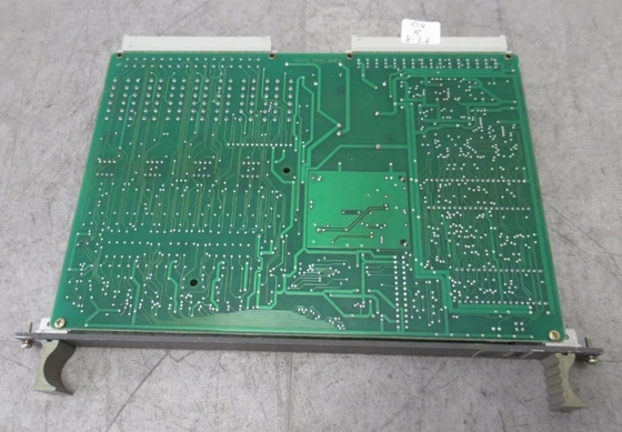 ABB 83SR04F-E GJR2390200R1210 Module de commande par relais Module binaire de commande par relais