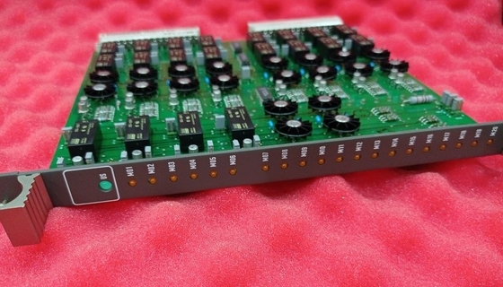 ABB 89NU04B-E GKWE853000R0200 Module d'accouplement pour systèmes de commande industriels