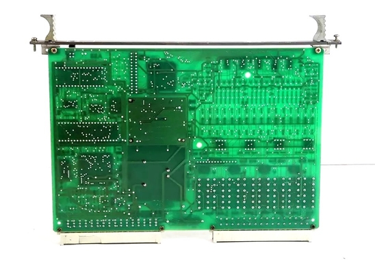 ABB 81AB03B-E GJR2392500R1210 Module de commande de carte de sortie binaire