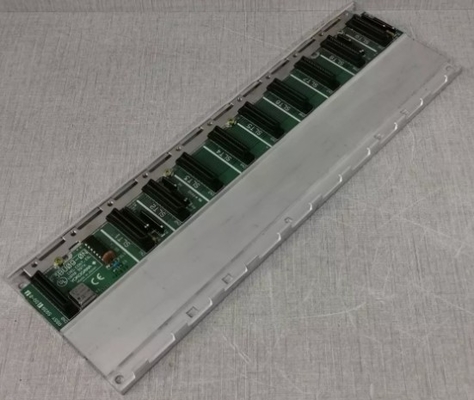F3BU09-0NS1 YOKOGAWA Unité à 9 fentes Modules de base pouvant accueillir divers modules Module d'E/S