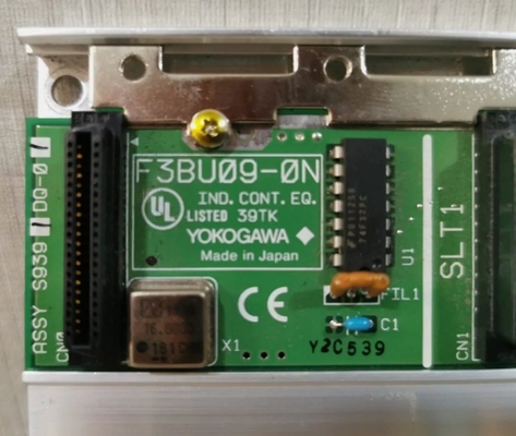F3BU09-0NS1 YOKOGAWA Unité à 9 fentes Modules de base pouvant accueillir divers modules Module d'E/S