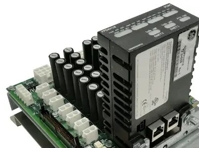 IS230JPDGH1A Module de distribution de l'énergie génétique