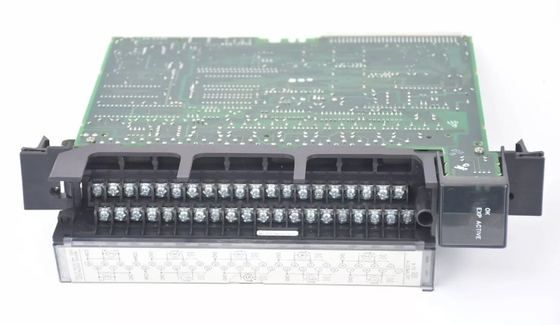 IC697ALG320 Module de courant de tension du système de sortie analogique de haut niveau GE