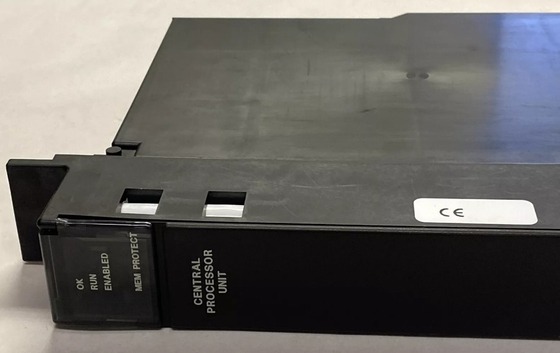 IC697CPM915 GE 32 MHz 32 bits Processeur central à virgule flottante Unité de mémoire 1 Mbyte