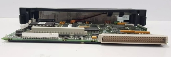 IC697CPU731 GE 12 MHz 32 Kbyte Unité centrale de traitement Single Slot CPU 512 Entrées et sorties