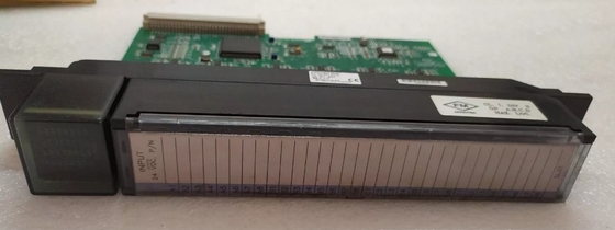 IC697MDL653 GE Modules d'entrée discrets 24 Volts CC Logique positive / négative 32 points