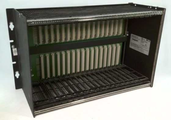 IC698CHS117 GE Rack 17-slot Montage avant arrière I/O VEM Modules de processeur de support de ventilateur de refroidissement