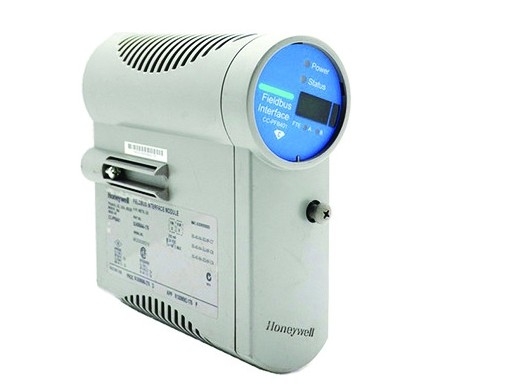 Le module d'entrée/sortie du contrôleur PLC de la série 8 de Honeywell 8C-PCNT03