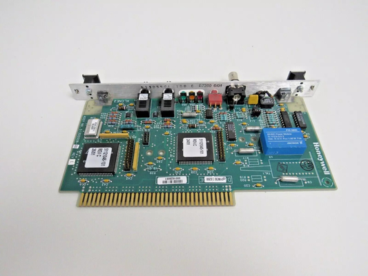 Honeywell 51305508-200 PLC / contrôle de la machine XLCNE2 MM CE CE CERT DIST1