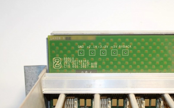 RF533 3BSE014227R1 BB510 3BSE001693R2 ABB Subrack 12SU y compris le plan arrière