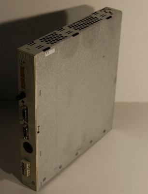 PM633 3BSE008062R1 ABB Module du processeur Unité centrale Module du PLC