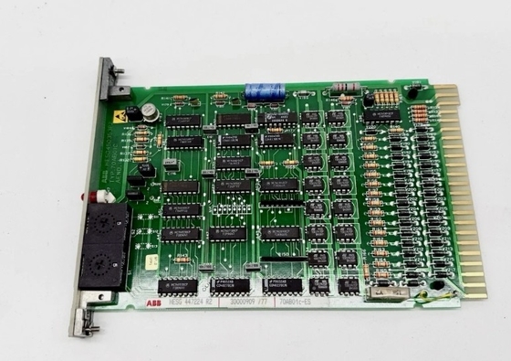 70AB01C-ES HESG 447224 R2 Tableau de commande du module de sortie binaire ABB