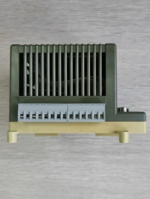 07MK92 GJR5253300R1161 ABB Module de communication 4 Interfaces série