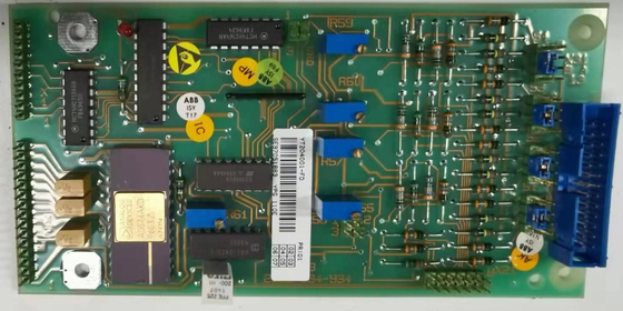 Le tableau de contrôle de l'ABB YPG110E YT204001-FD