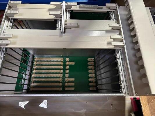 ABB Système Rack 89IL06A-E GJR2393500R0100 Procontrol Catalogue Module avec 16 * 16 * 12cm Dimension et 12 mois de garantie