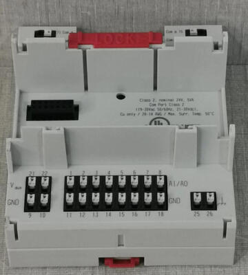 Honeywell XS821-22 Prise de borne de sortie flottante 24 V CC 110 mA avec module et conception de séparation de base