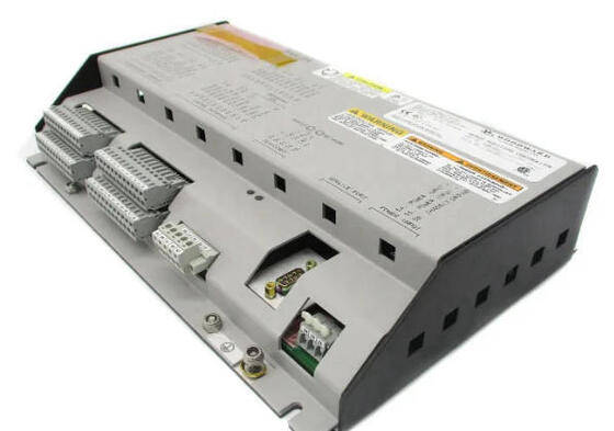 Woodward 8200-226 Servo Position Controller avec communication DeviceNet et signaux analogiques de 4 à 20 mA pour une conduite de servo-valve de haute précision
