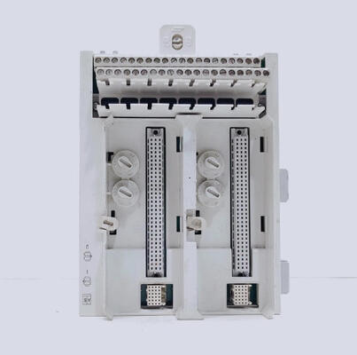 TU844 3BSE021445R1 ABB Unité d'arrêt du module d'entrée/sortie pour fente de fente de fente