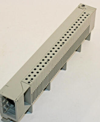 DSTF620 Connecteur de processus ABB TF620 | Module d'E/S programmable robuste pour les environnements industriels difficiles