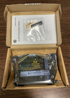La Manche de dc 32 de 1746-IV32 Allen Bradley Module 24V a entré le module d'Ethernet de Slc 500
