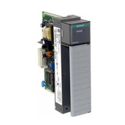 Module d'entrée/sortie analogue de combinaison de 1746-NIO4V Allen Bradley SLC500