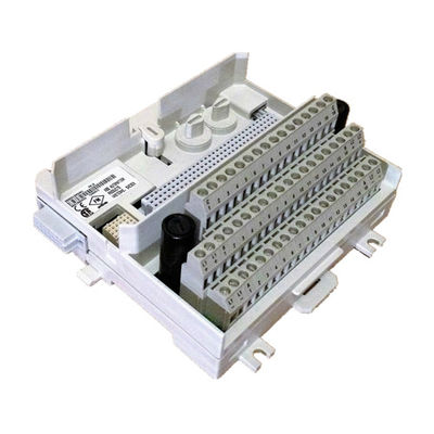 TU830V1 ABB S800 a prolongé les terminaux 3BSE013234R1 de signal de l'unité 2x16 d'arrêt de module