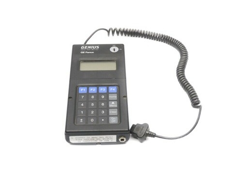 Opérateur tenu dans la main General Electric de main de moniteur d'IC660HHM501 GE Fanuc GE