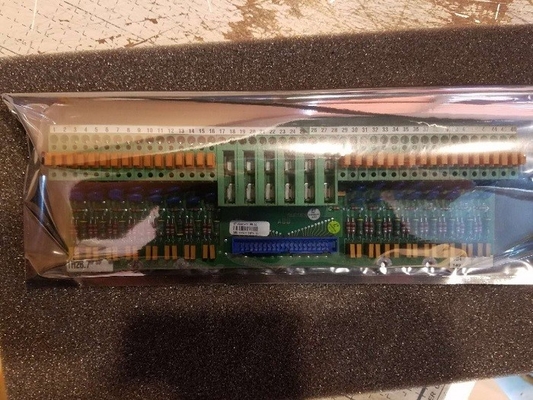 Unité de connexion de DSTA131 ABB pour les pièces de rechange analogues 57120001-CV de PLC du panneau 16 ch