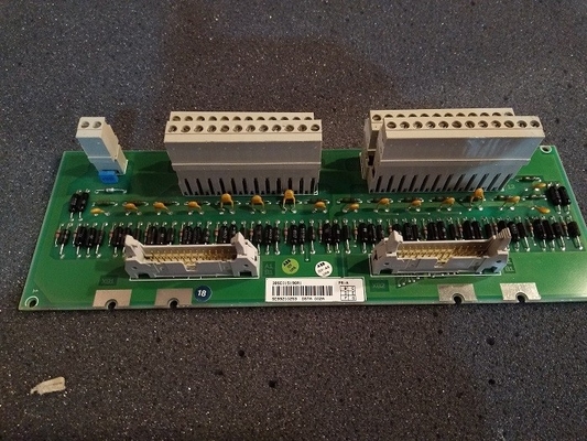 Pièces de rechange de PLC d'unité de connexion d'unités de terminaison d'E/S de DSTA155P ABB S100 3BSE018323R1