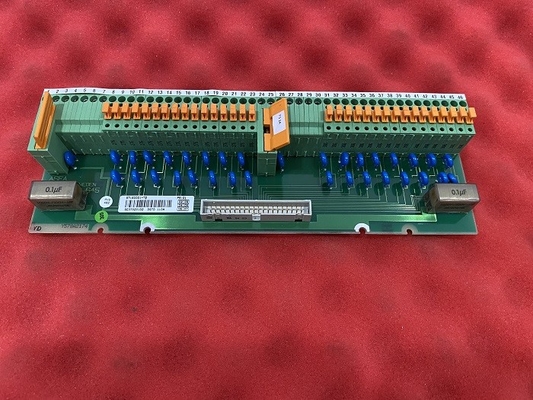 Unité de connexion MasterBus DSTD110A ABB pour carte de sortie numérique 32 canaux Max 60V pièces de rechange de PLC 57160001-TZ