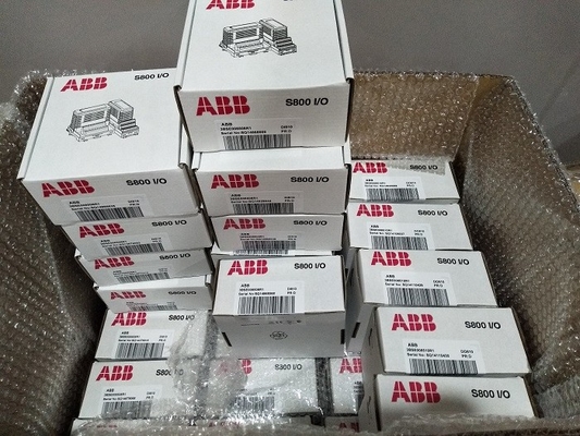 Pièces de rechange C10-11010 de PLC de module d'interface d'analyse de flamme de FAU800 ABB