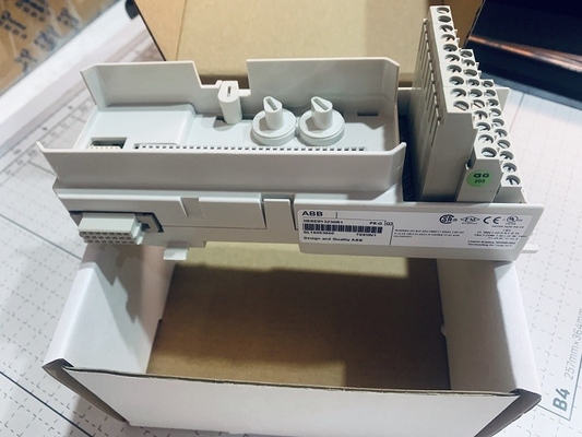 Arrêt IP20 3BSE013230R1 de module de contrat d'entrée-sortie de TU810V1 ABB S800