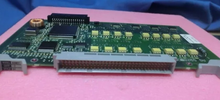 ADM51-2 YOKOGAWA 16 points de contact de sortie carte d'entrée/sortie carte PCB Centeum CS-Centum VP 24V CC