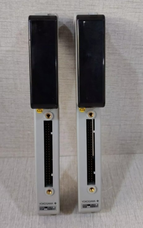 ADM52C YOKOGAWA Module de sortie de contact Transistor Module de signal isolé de haute qualité de contact à 16 points