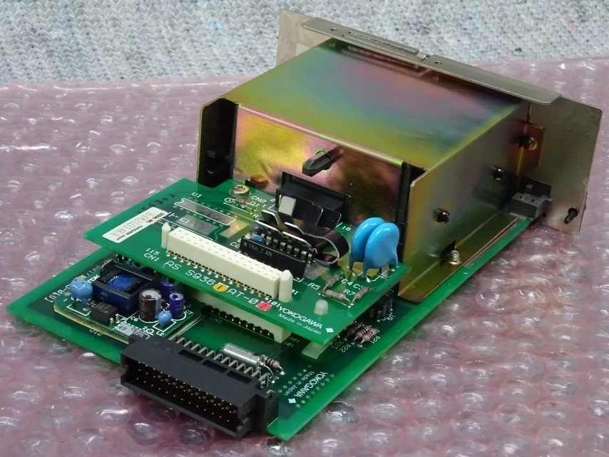 AIP571 YOKOGAWA Transcepteur électrique RIO Module d'entrée/sortie Unité de commande de champ V-net Bus de commande 24 V CC