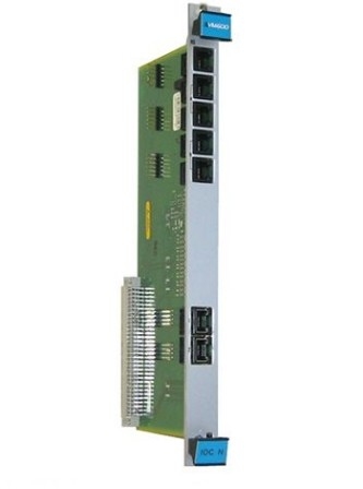 La carte CPU modulaire et la carte d'entrée / sortie