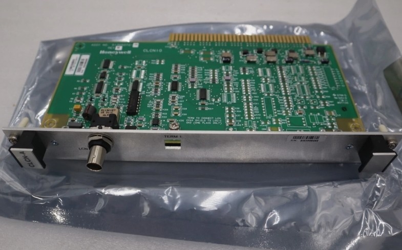 Honeywell 51305072-300 CLCN-B carte d'entrée/sortie module PLC pour l'automatisation industrielle