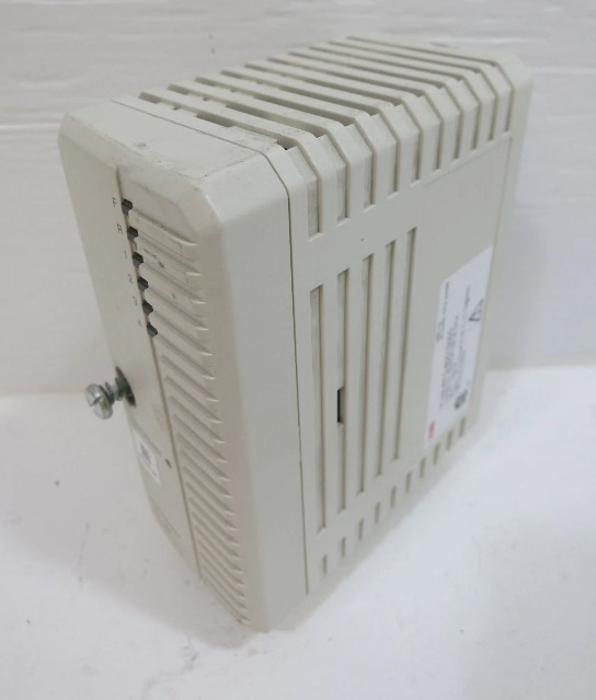 RFO800 P-HB-RFO-80010000 Interface de module PLC ABB pour les systèmes d'automatisation industrielle