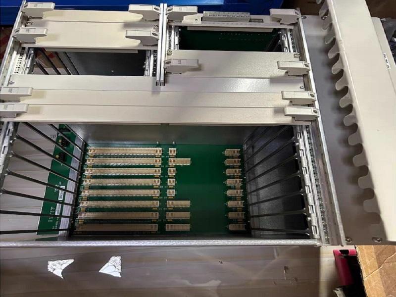 ABB Système Rack 89IL06A-E GJR2393500R0100 Procontrol Catalogue Module avec 16 * 16 * 12cm Dimension et 12 mois de garantie