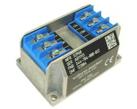 IPC704 244-704-000-042 A1-B03-C100-D100-E5-F2000-G0-H0-I0 Conditionnateur de signal de charge piézoélectrique pour la mesure de la vitesse de vibration du boîtier du roulement