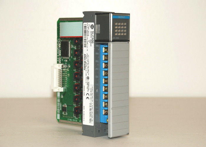 Évier de C.C du module de sortie de C.C de 1746-OV16 Allen Bradley SLC500 16-Channel 10-50V